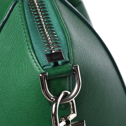 Givenchy Sugar Goatskin Small Antigona Emerald 9 of 19