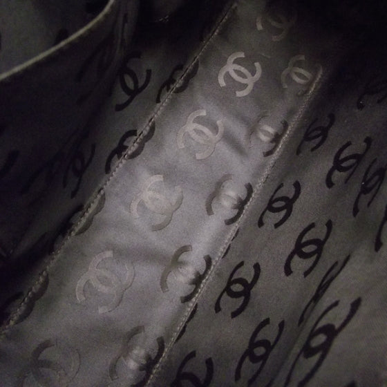 Caviar Quilted Shopping Tote Brown