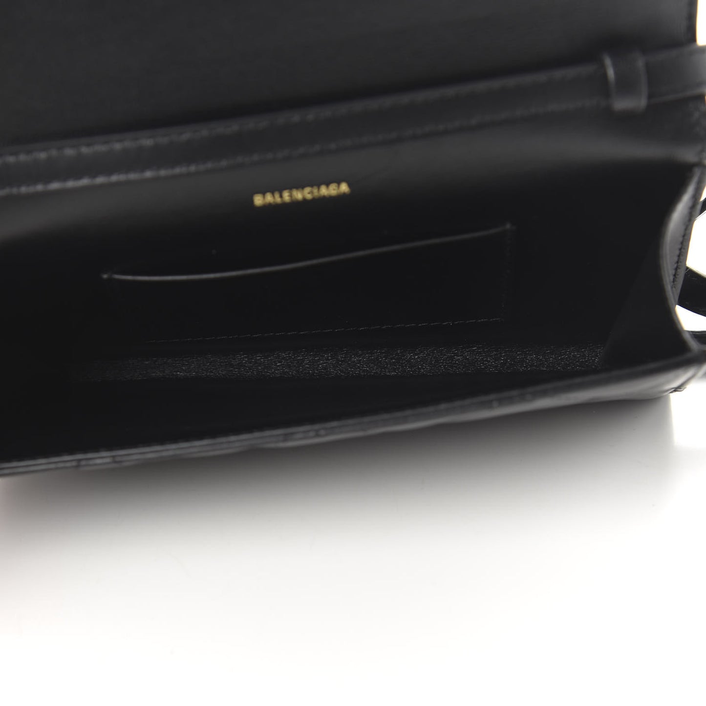 Nappa Calfskin Quilted Touch B Phone Holder With Strap Black
