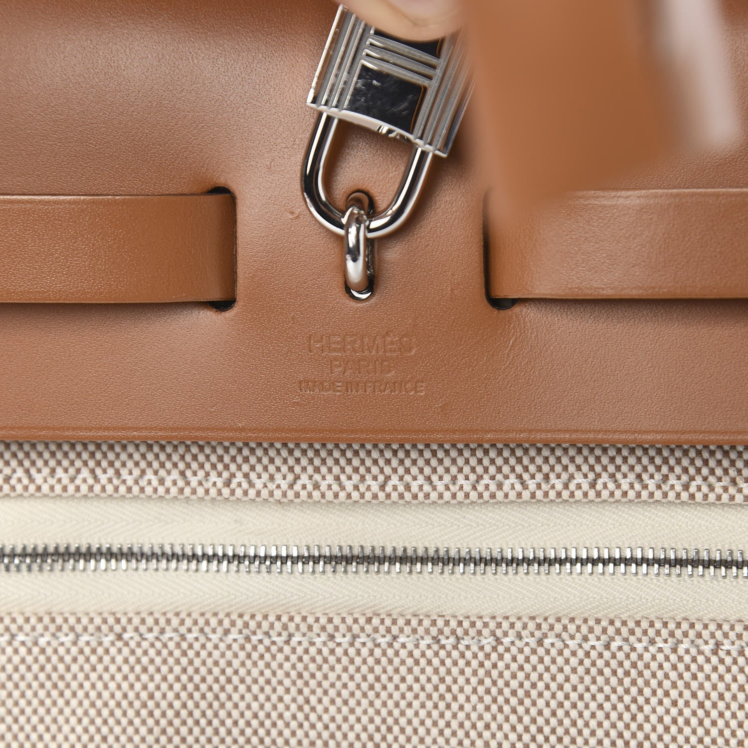 Hermes Vache Hunter Criss Viking Herbag Zip Retourne 31 PM Ecru Beige Naturel 7 of 11