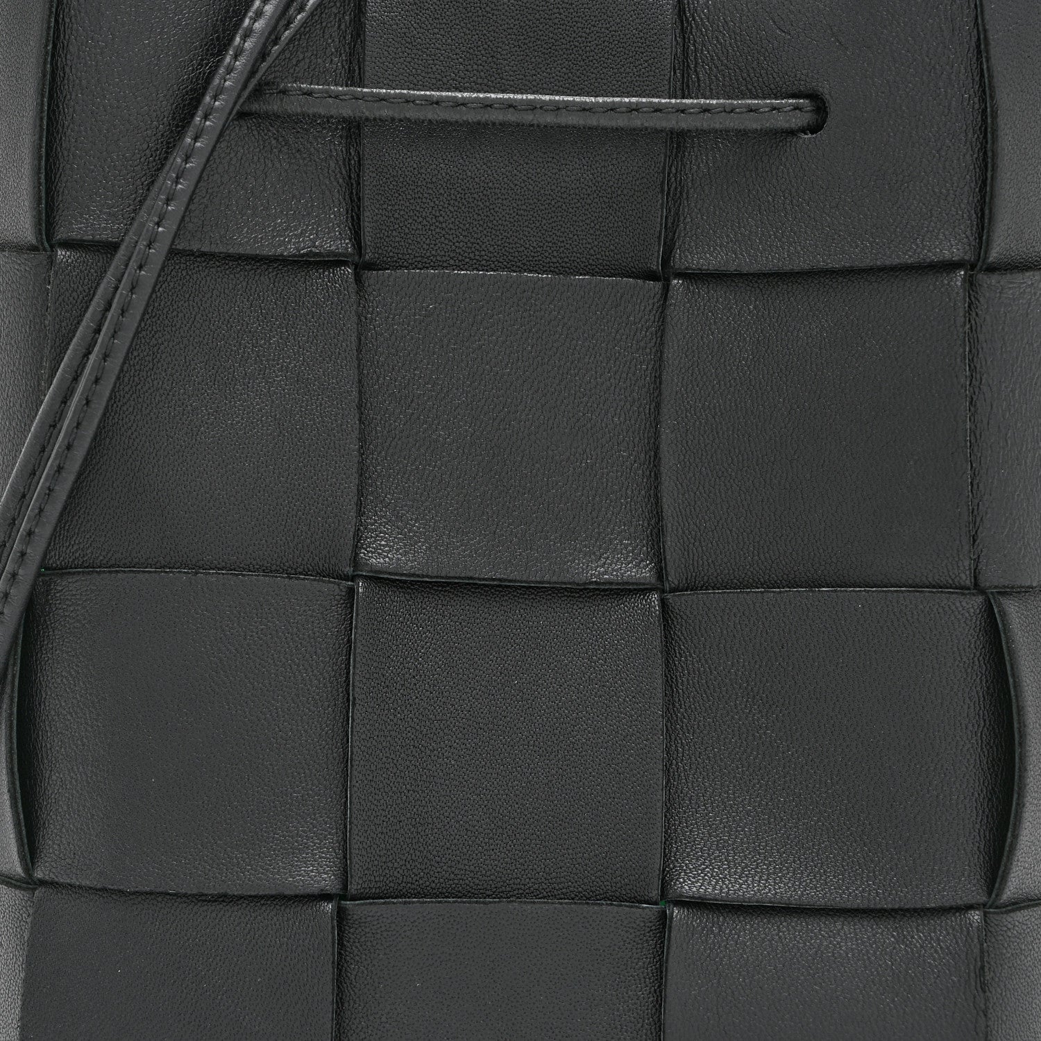 Bottega Veneta Nappa Maxi Intrecciato Cassette Bucket Bag Black 7 of 11