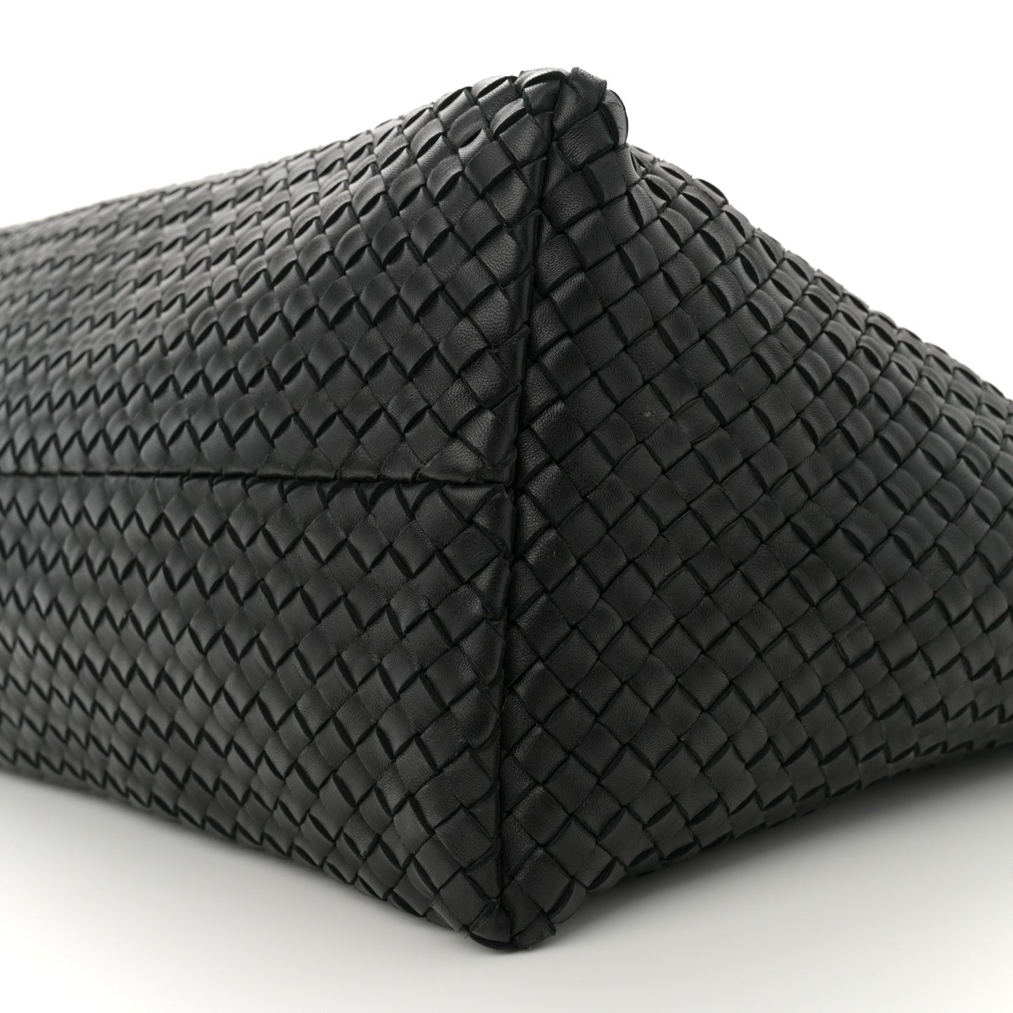 Nappa Intrecciato Large Cabat Black