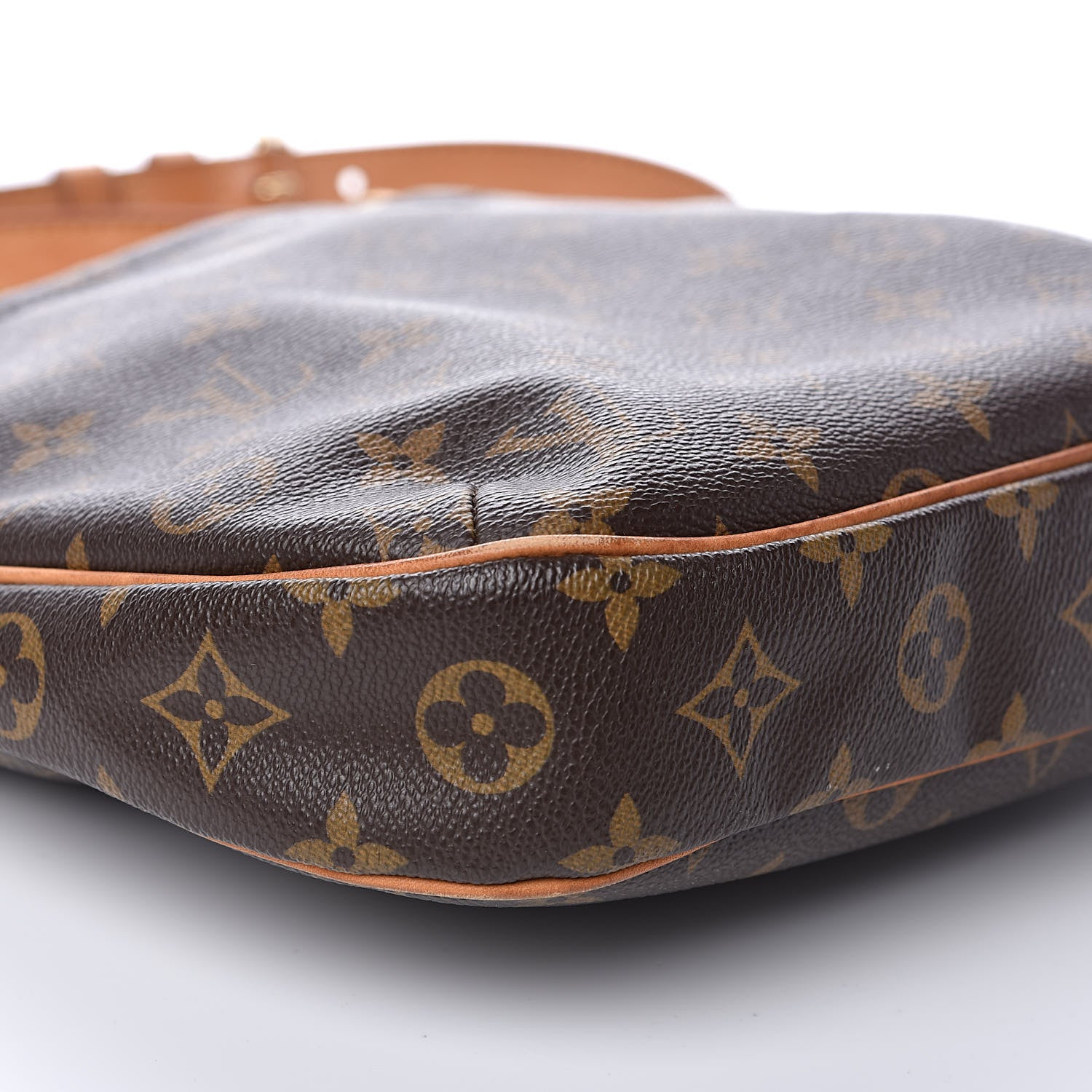 Louis Vuitton Monogram Odeon PM 8 of 15