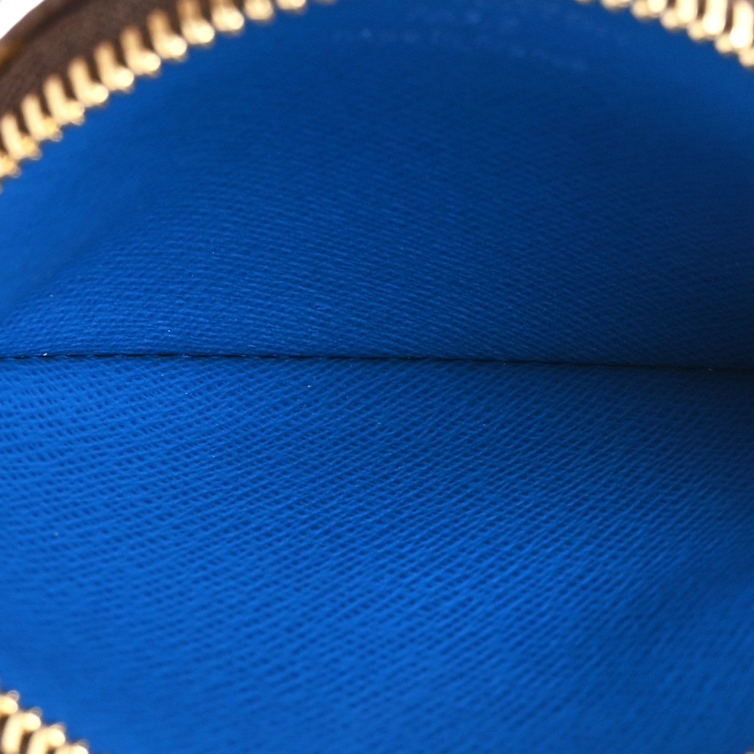 Louis Vuitton Monogram 2019 Christmas Animation Round Coin Purse Blue 5 of 8