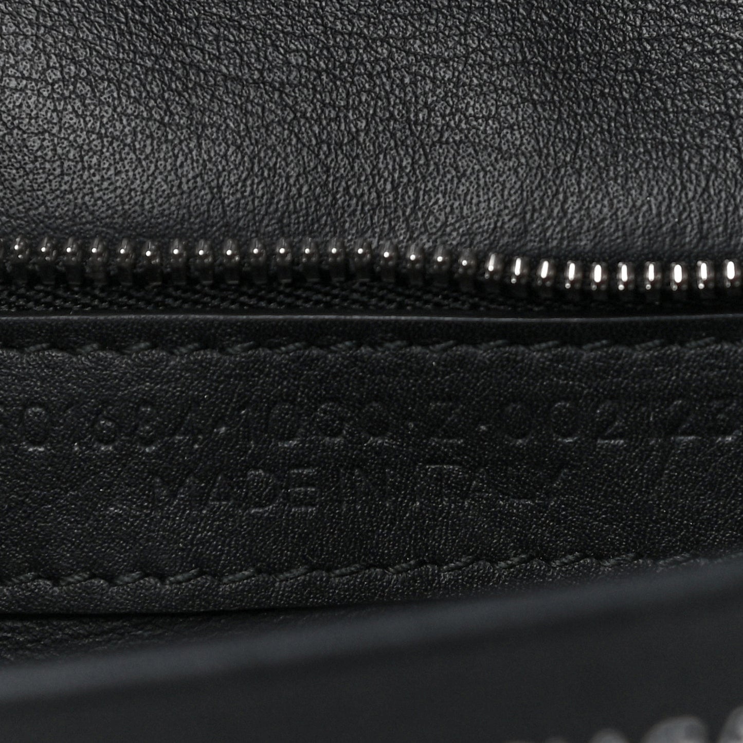 Calfskin Logo Matelasse M BB Chain Shoulder Bag Black
