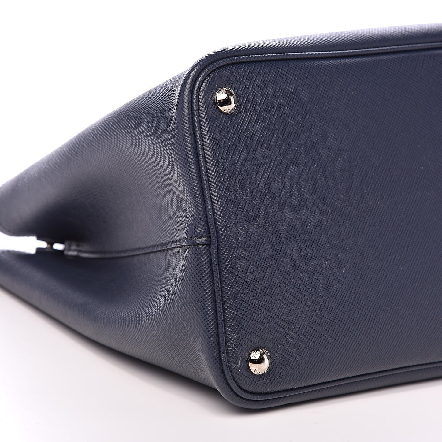 Saffiano Cuir Medium Double Handle Tote Baltico Astrale