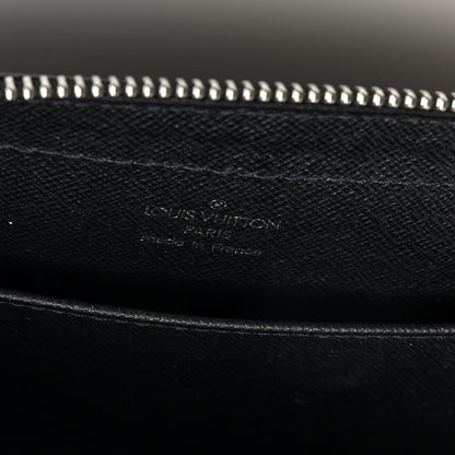 Louis Vuitton Taiga Baikal Pochette Ardoise 6 of 6