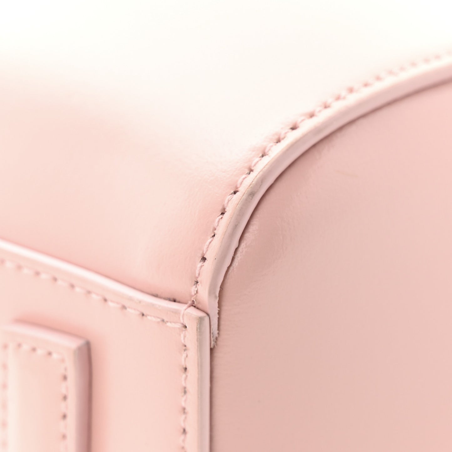 Box Calfskin Mini Heart Antigona Top Handle Bag Blush Pink
