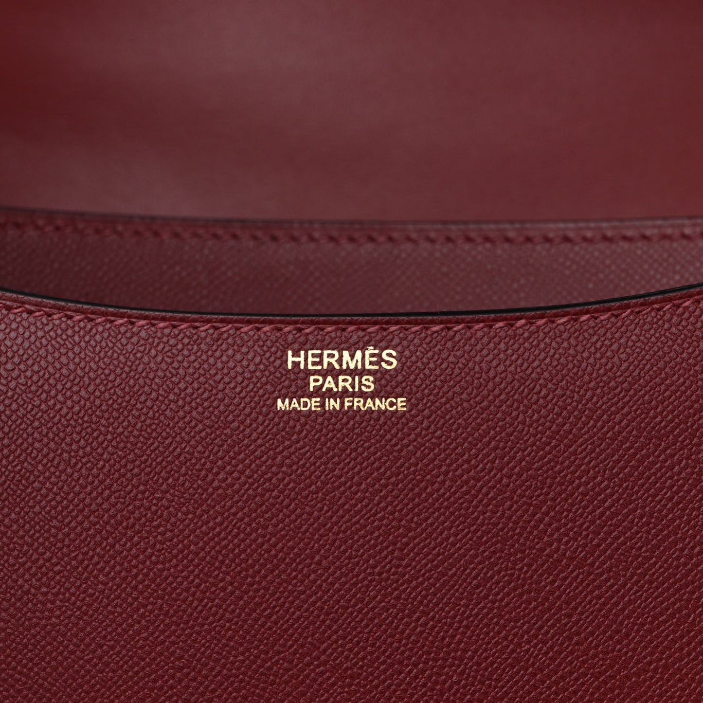 Epsom Constance 24 Rouge H