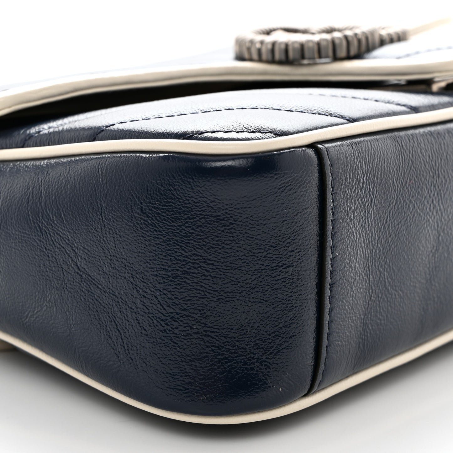 Vintage Effect Calfskin Matelasse Diagonal Small Torchon GG Marmont Shoulder Bag Blue Agata Mystic White
