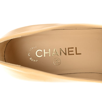 Chanel Lambskin Grosgrain Pearl Cap Toe Pumps 38 Beige Black 7 of 11