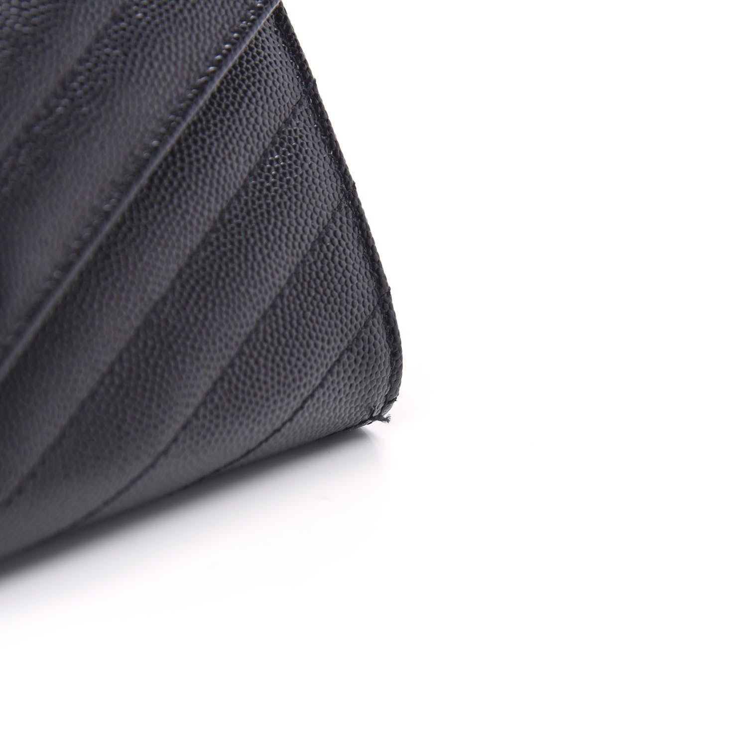 Saint Laurent Grain De Poudre Matelasse Chevron Monogram Flap Wallet Black 9 of 10
