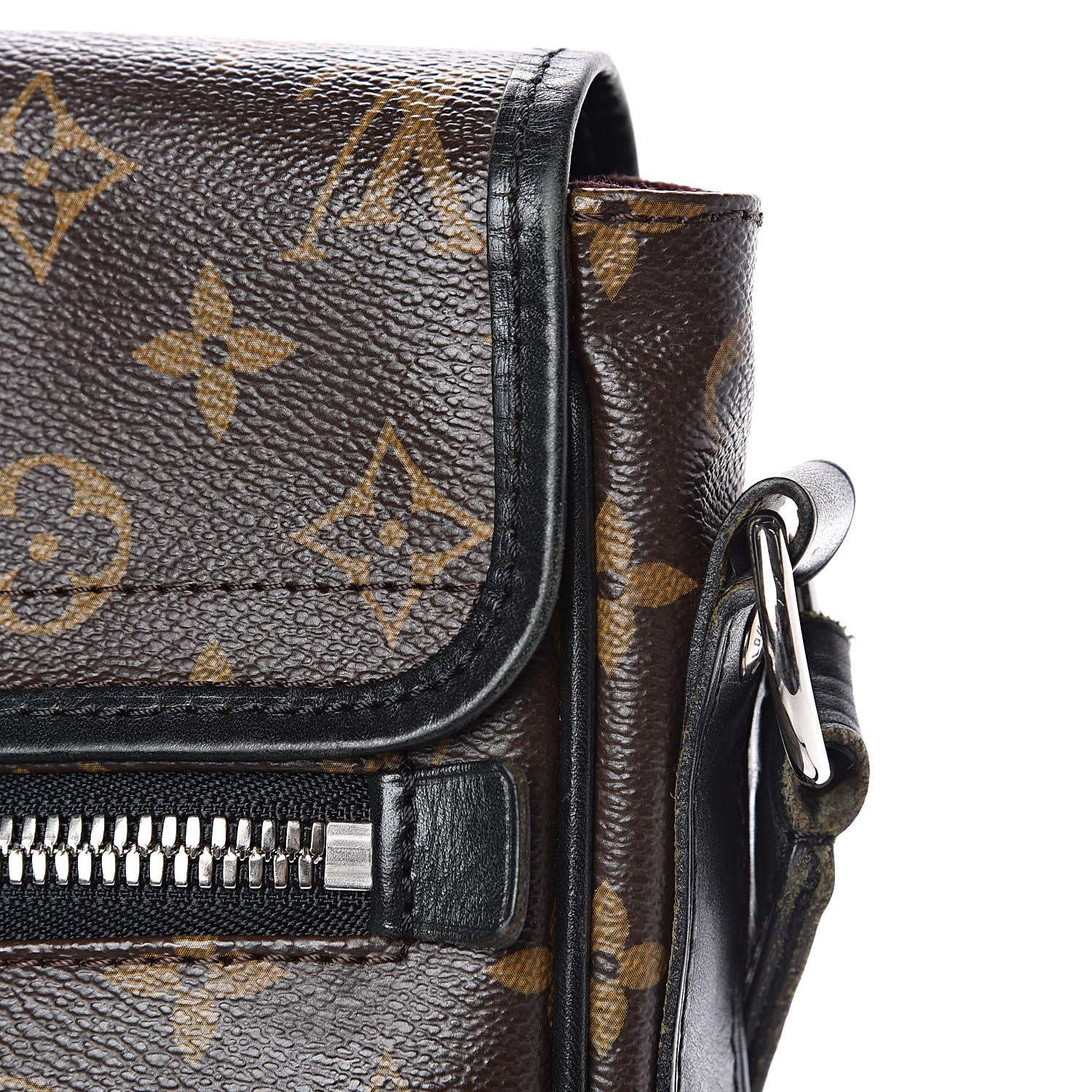 Louis Vuitton Monogram Macassar Bass MM 15 of 19