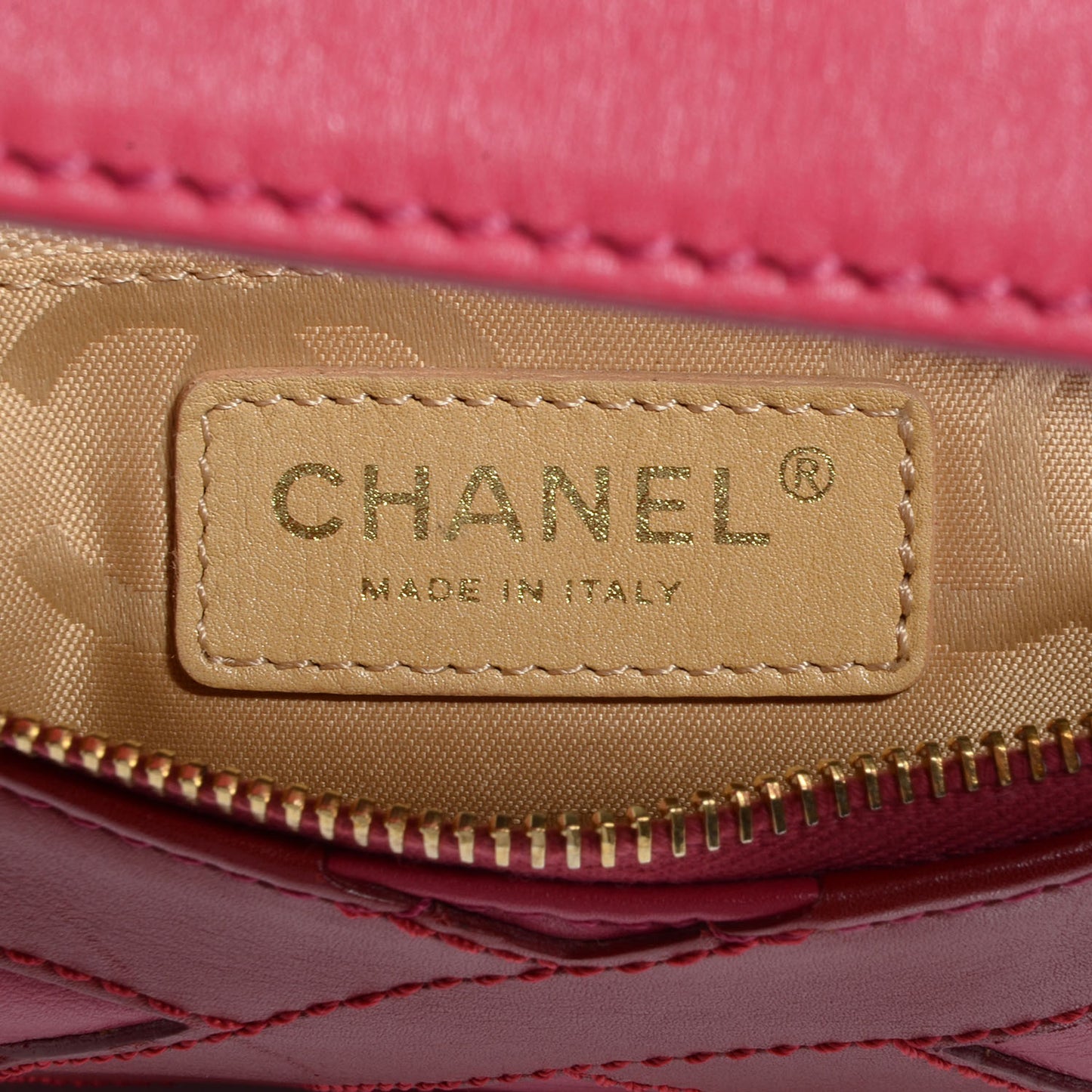 Lambskin CC Stitched Small Shoulder Bag Red Pink