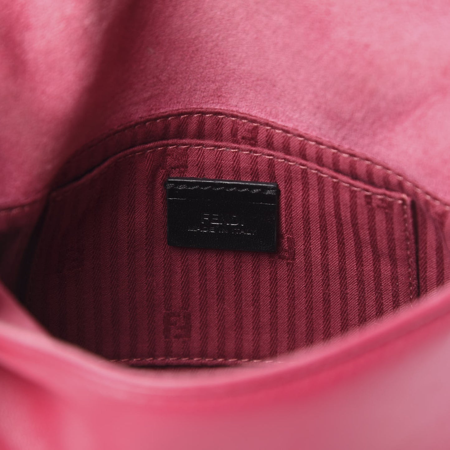 Nappa Fendista Pouchette Crossbody Fuxia Scuro