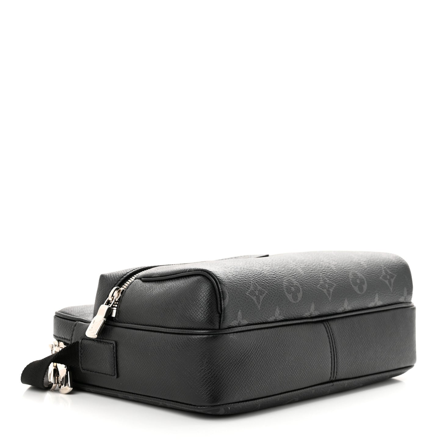 Taiga Monogram Eclipse Outdoor Messenger Black
