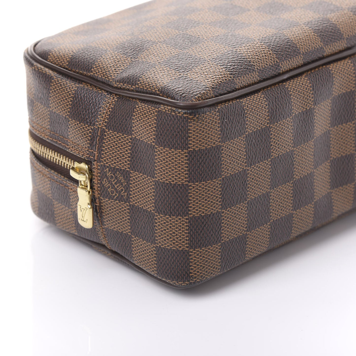 Damier Ebene Toiletry Bag 25