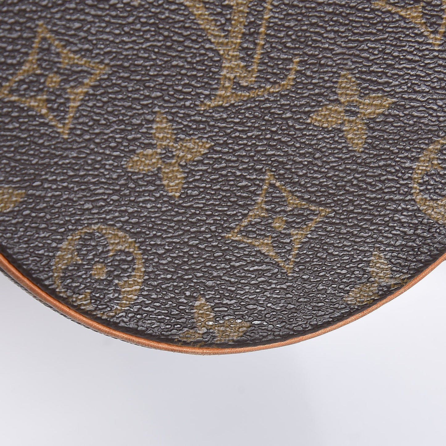 Monogram Papillon 26