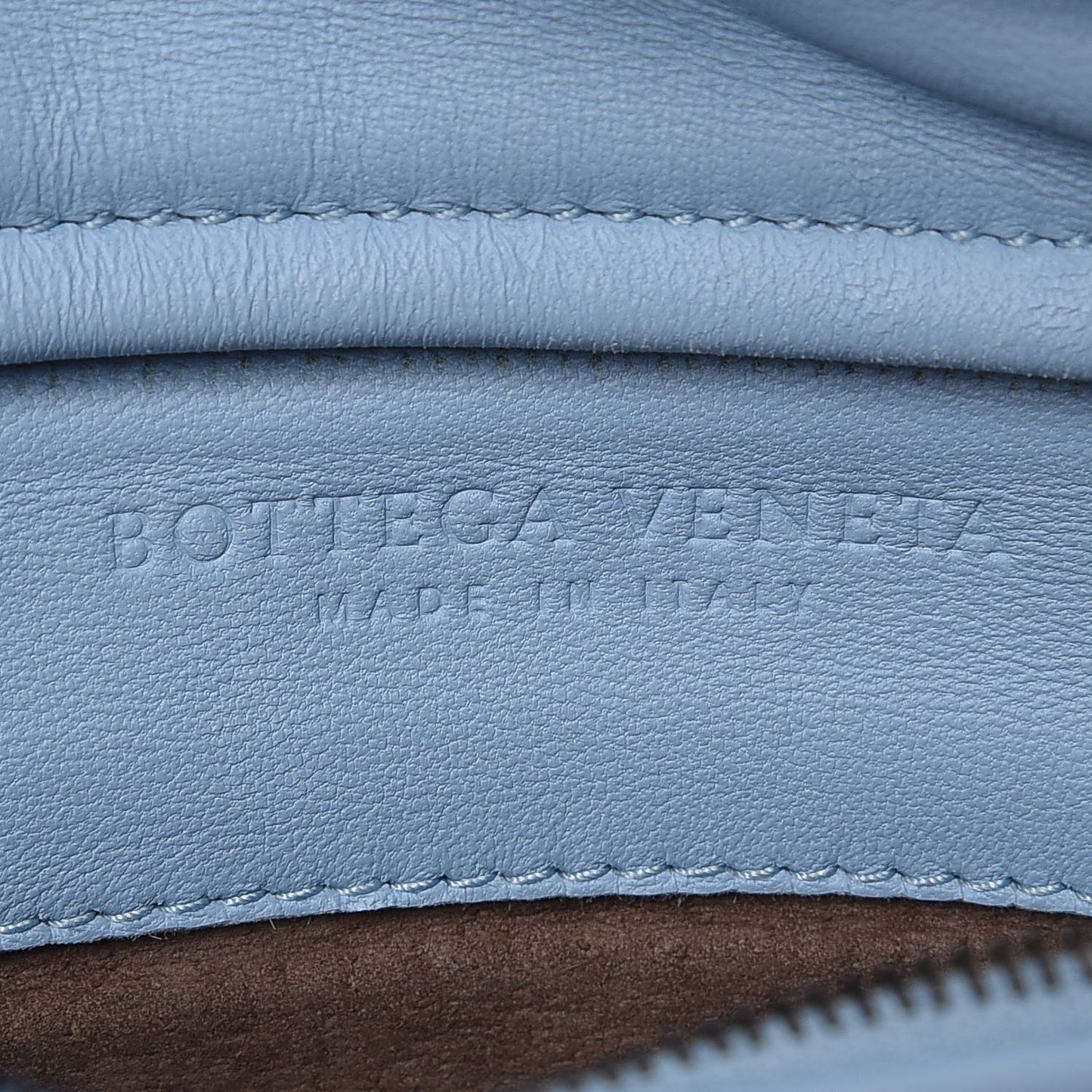 Nappa Intrecciato Turnlock Clutch Light Blue