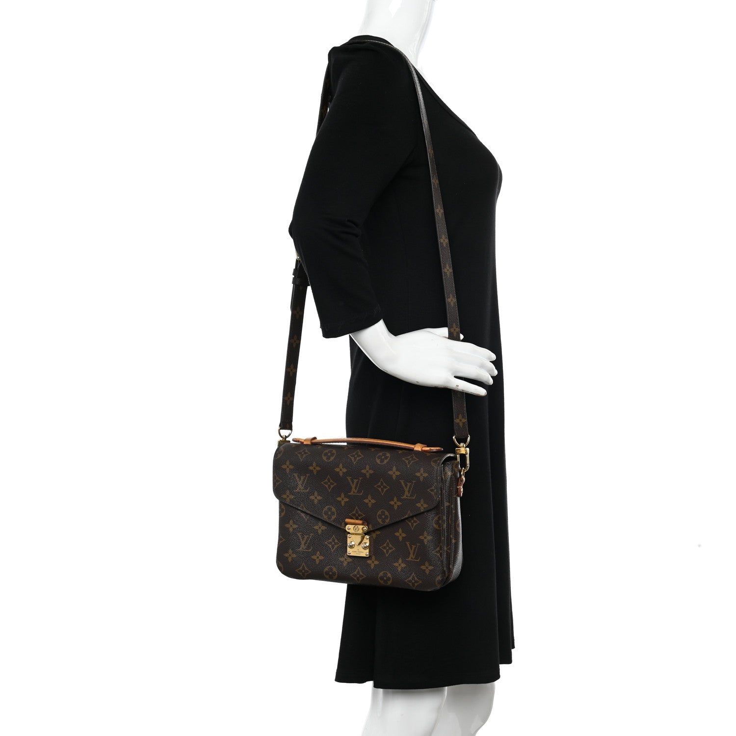 Louis Vuitton Monogram Pochette Metis 2 of 14