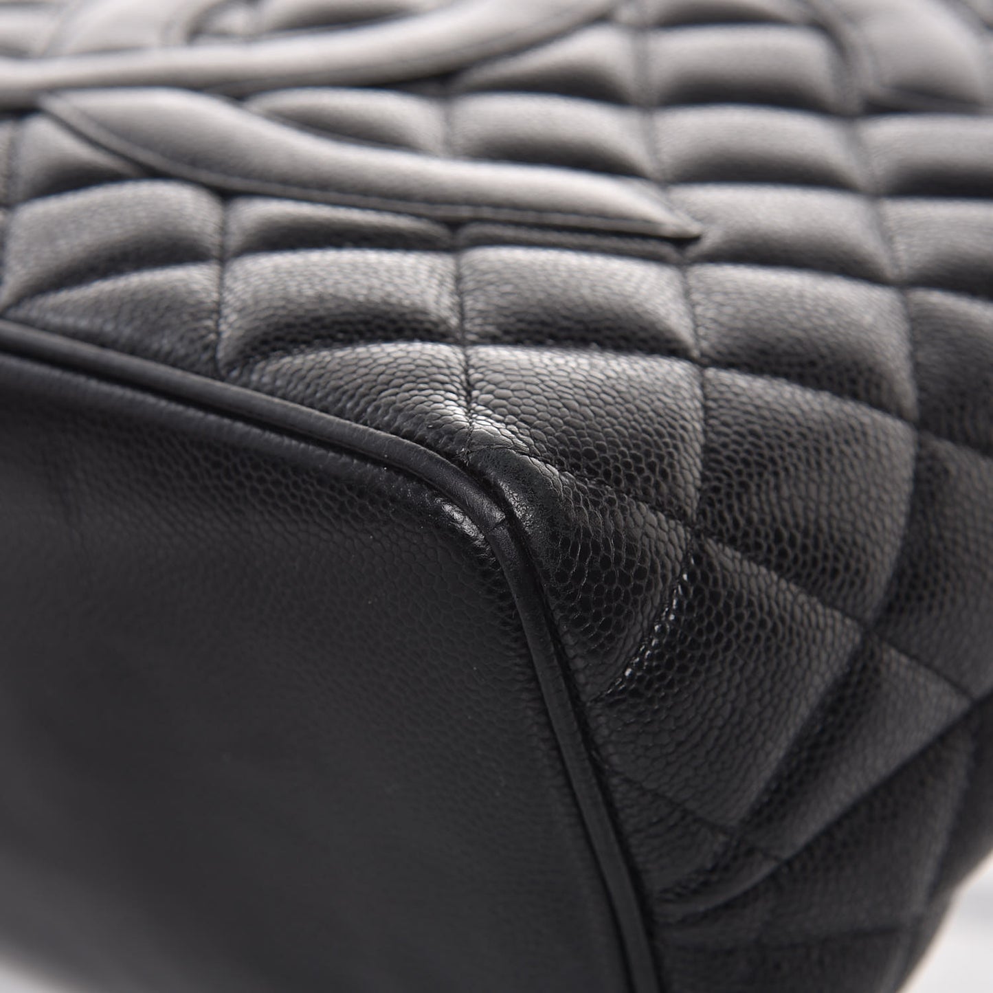 Caviar Quilted Medallion Tote Black
