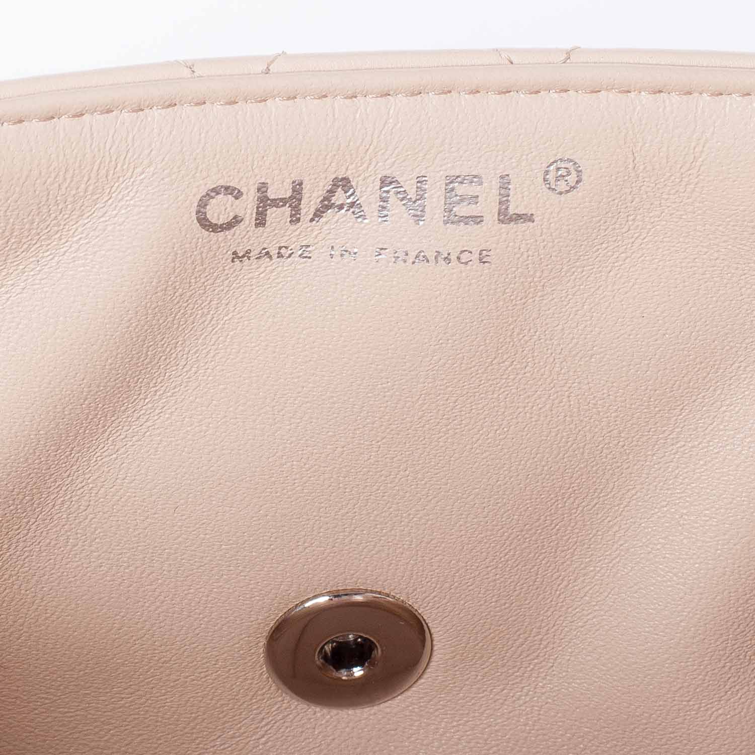 Chanel Lambskin East West Flap Beige Clair 7 of 11