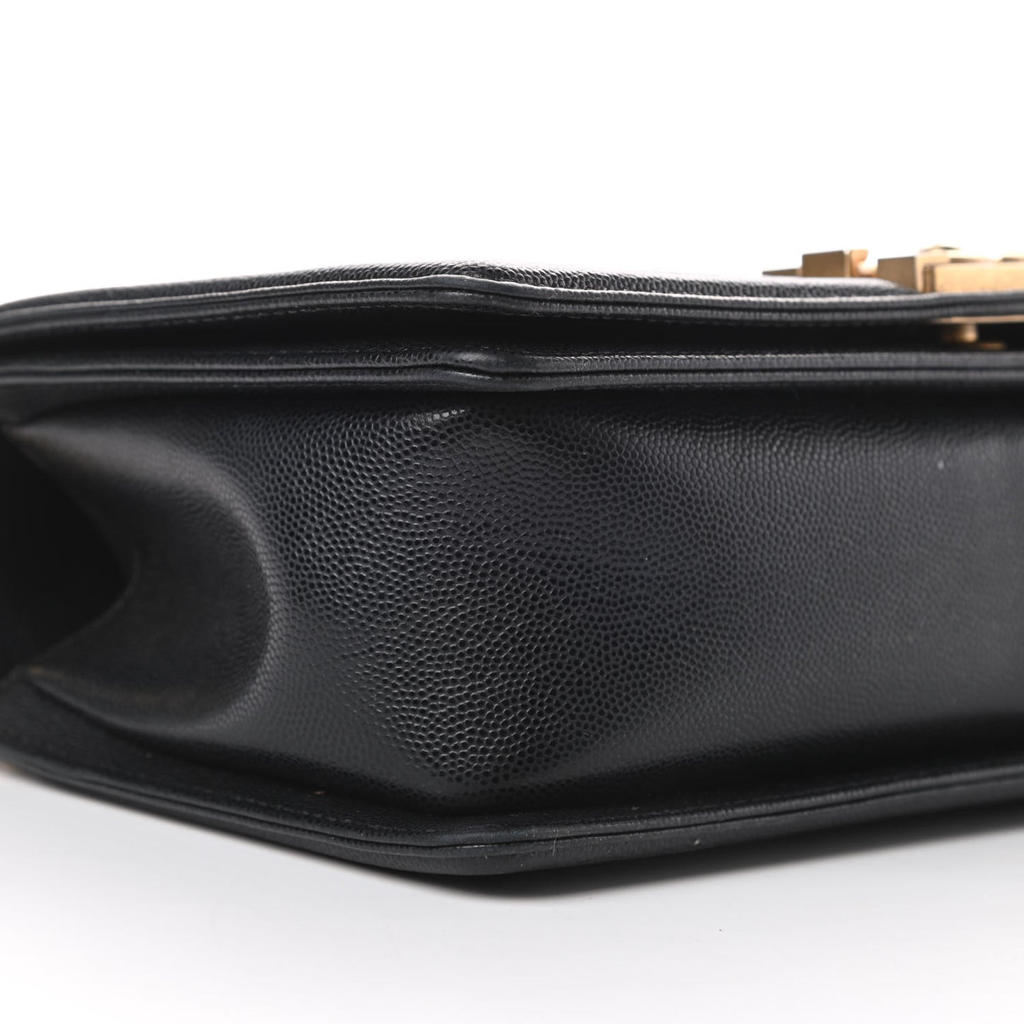 Caviar Quilted Medium Boy Flap Black