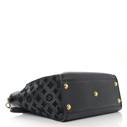 Louis Vuitton Calfskin Monogram Tufting On My Side Black 4 of 12