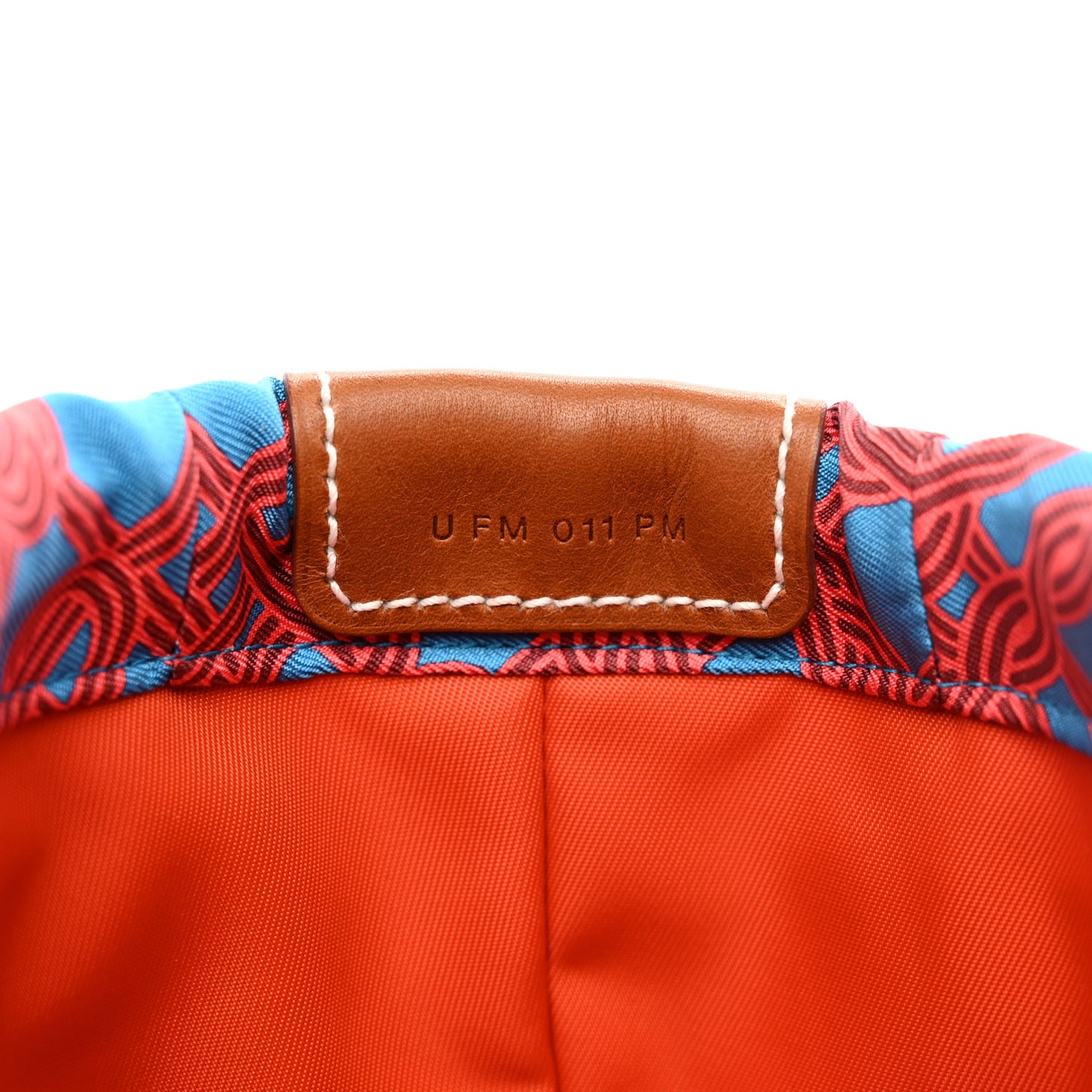 Silk Barenia Noeud Marin Fourbi 20 PM Pouch Rouge de Coeur Fauve