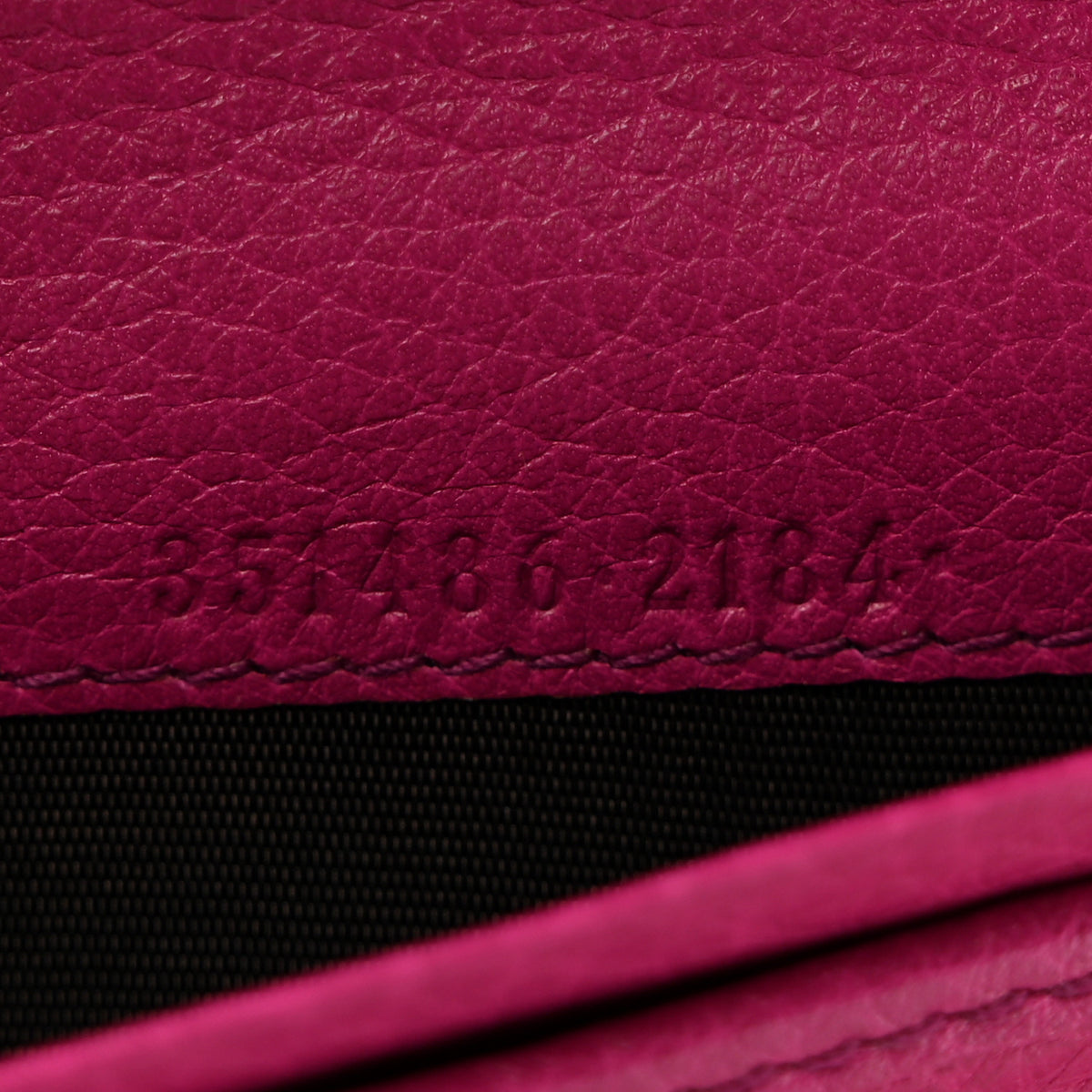 Gucci Pebbled Calfskin Medium Soho Zip Around Wallet  Bright Bougainvillea 7 of 7