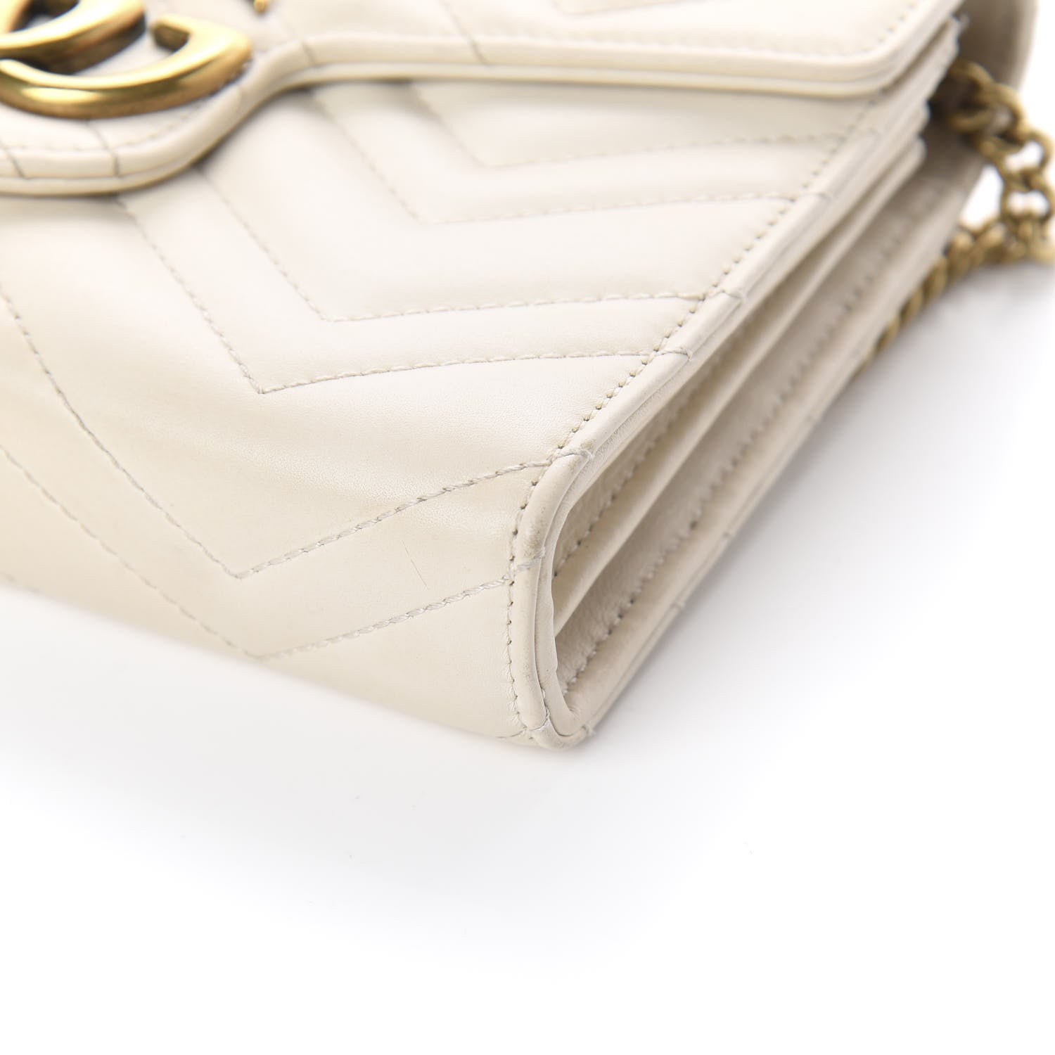 Gucci Calfskin Matelasse GG Marmont Chain Wallet Mystic White 7 of 7