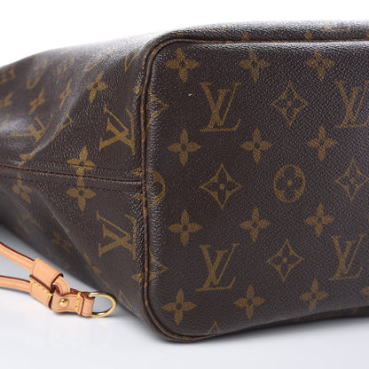 Louis Vuitton Monogram Neverfull MM 8 of 17