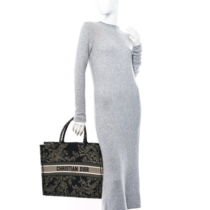Christian Dior Canvas Embroidered Large Ornamental Cornely Book Tote Black Beige 3 of 13