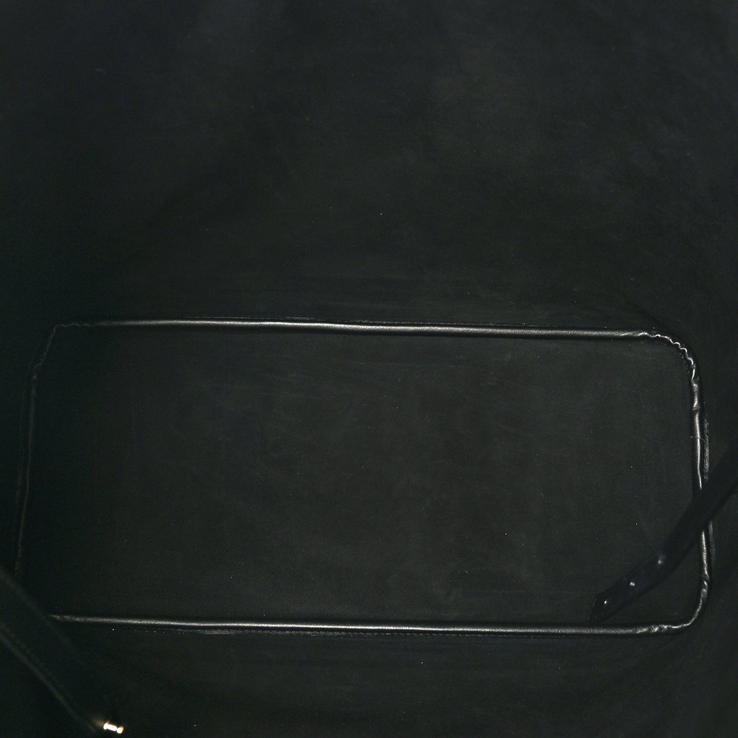 Calfskin Medium Charming Tote Black