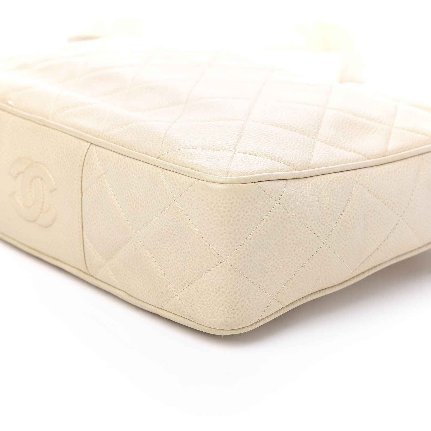 Chanel Caviar Quilted Shoulder Bag White 10 of 11