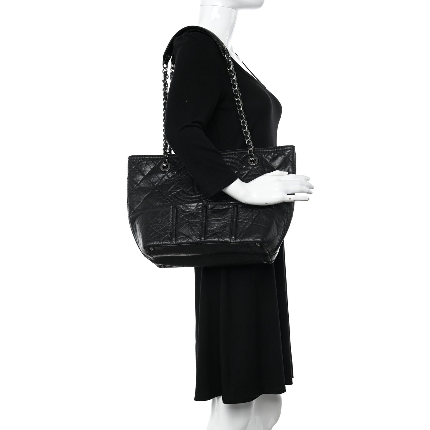 Calfskin Small Shopping in Moscow Tote Black
