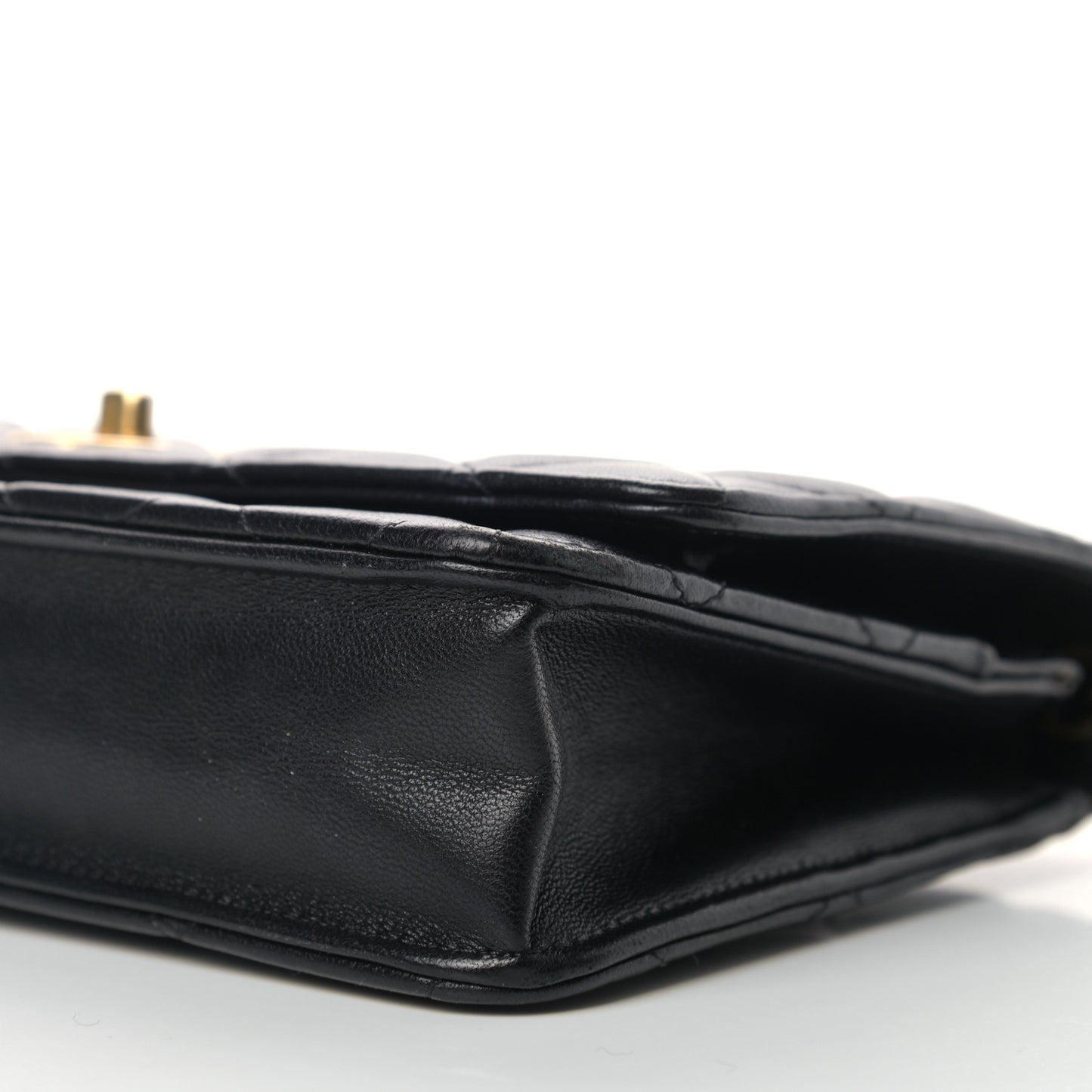 Lambskin Quilted CC Pearl Crush Wallet on Chain WOC Black