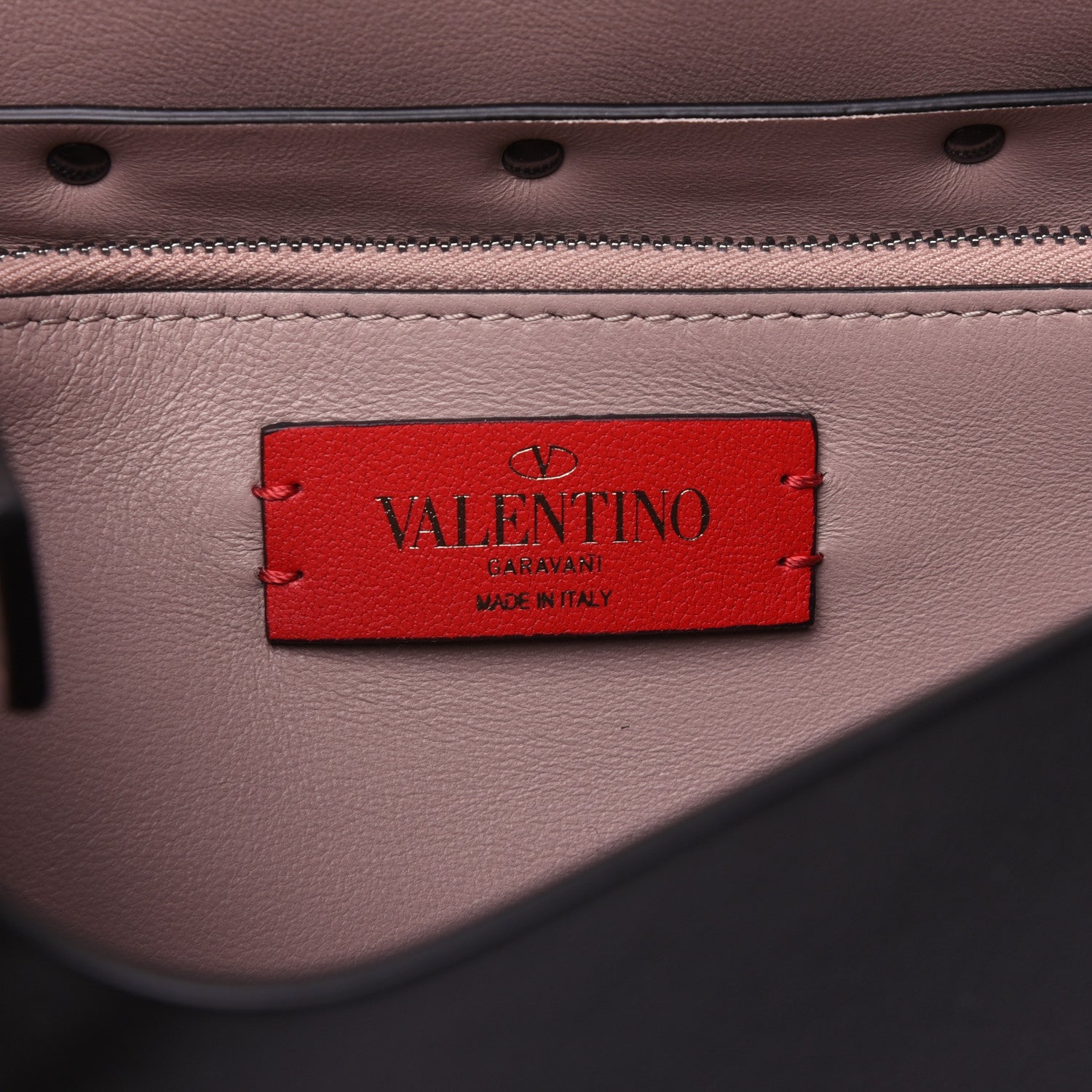 Valentino Garavani Smooth Calfskin Quilted Beehive Shoulder Bag Black 8 of 14