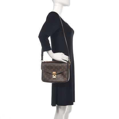 Louis Vuitton Monogram Pochette Metis 2 of 9