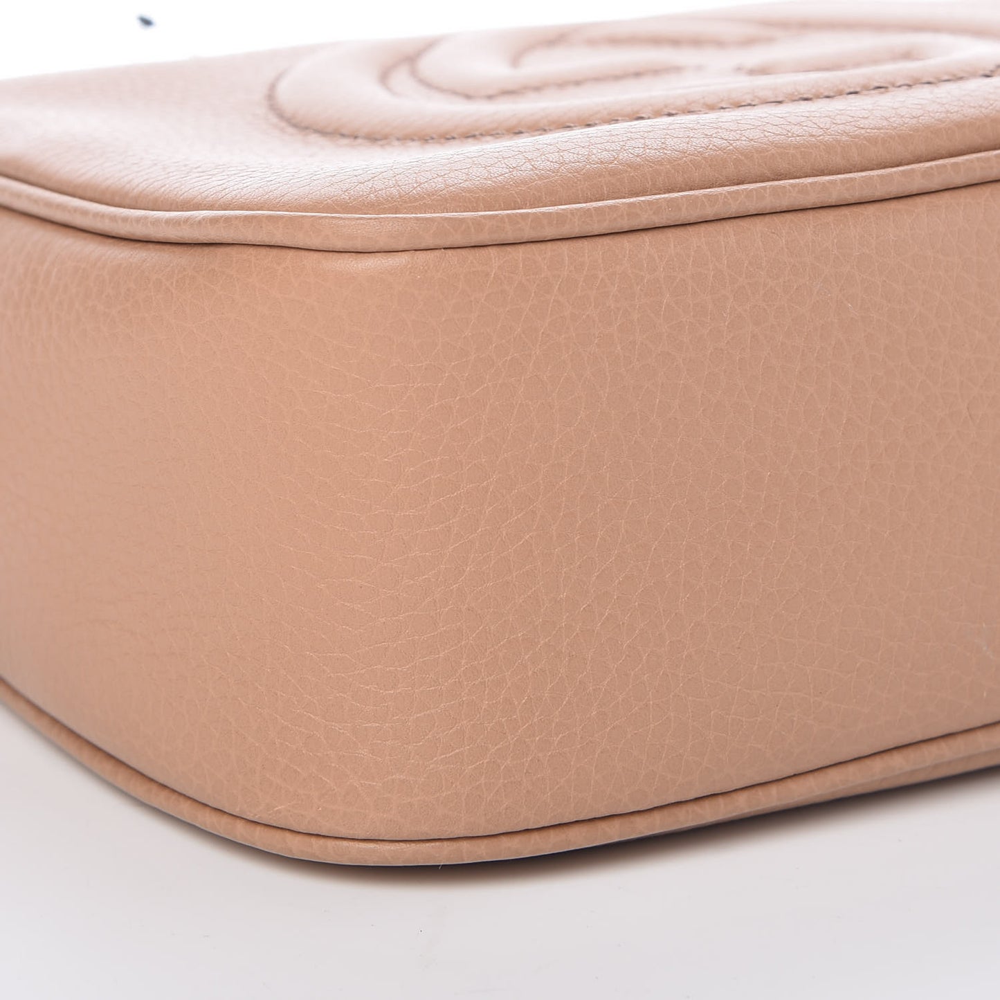 Pebbled Calfskin Small Soho Disco Bag Camelia
