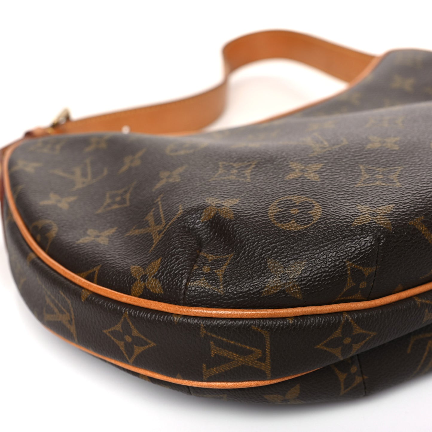 Monogram Croissant MM