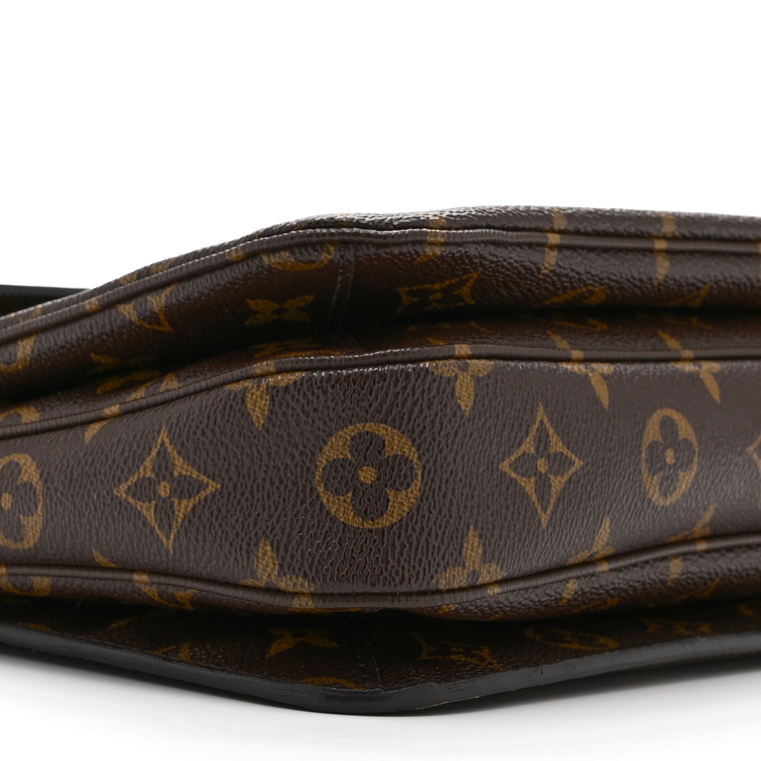 Louis Vuitton Monogram Pochette Metis 9 of 10