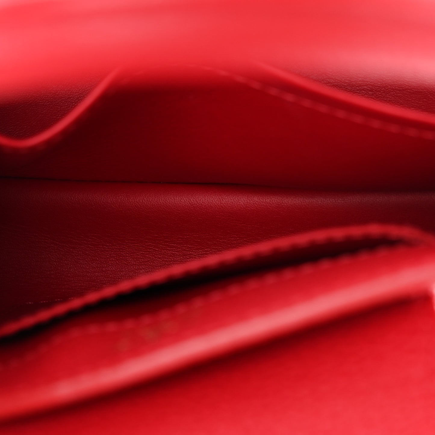 Taurillon Mini Capucines Scarlet