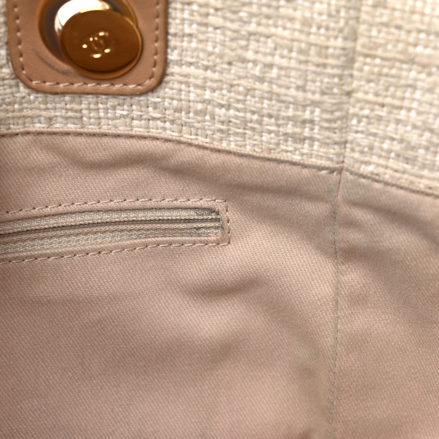 Lurex Boucle Small Deauville Tote Ivory