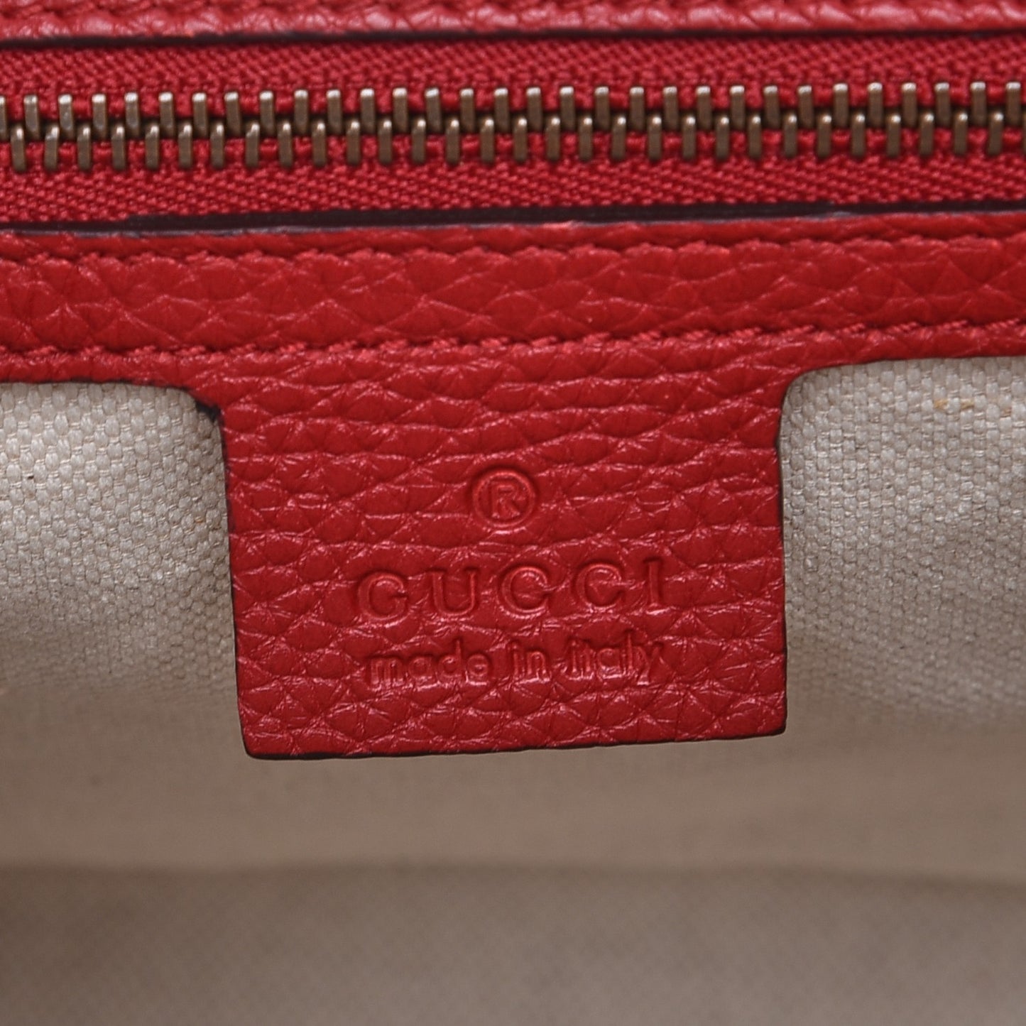 Calfskin Small GG Marmont Top Handle Bag Vulcanic Red