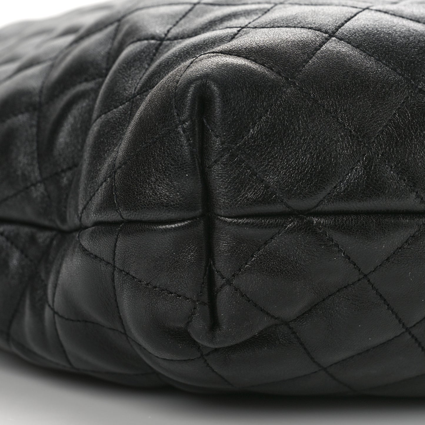 Lambskin Quilted Maxi Icare Shopping Tote Black