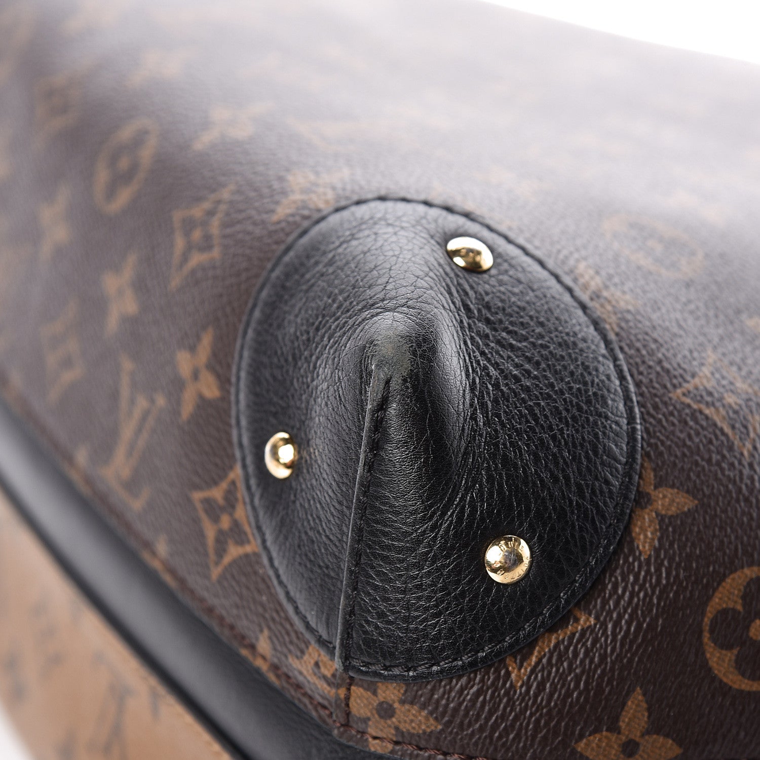 Louis Vuitton Reverse Monogram Triangle Softy 10 of 13