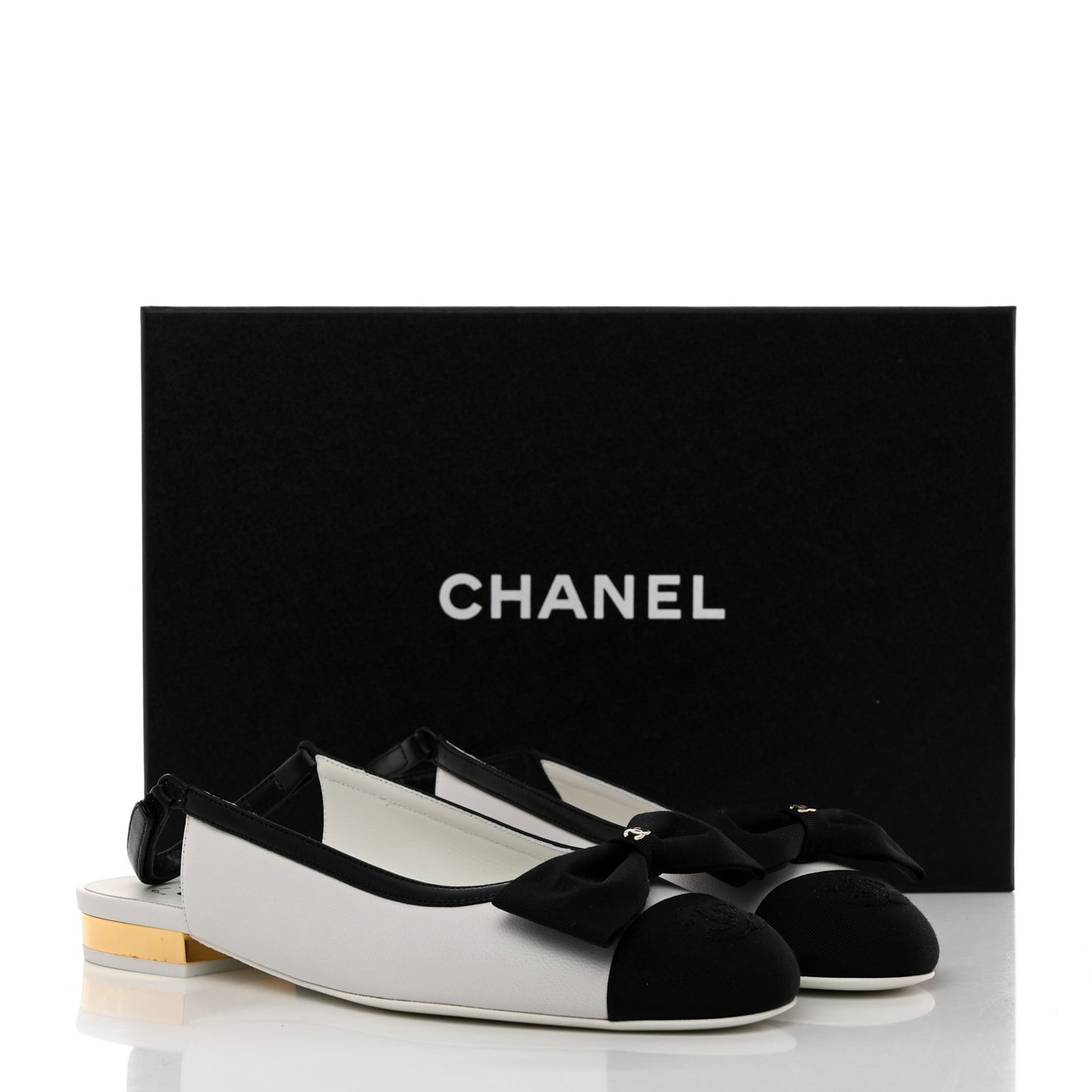 Lambskin Grosgrain Cap Toe Bow Slingbacks 37 White Black