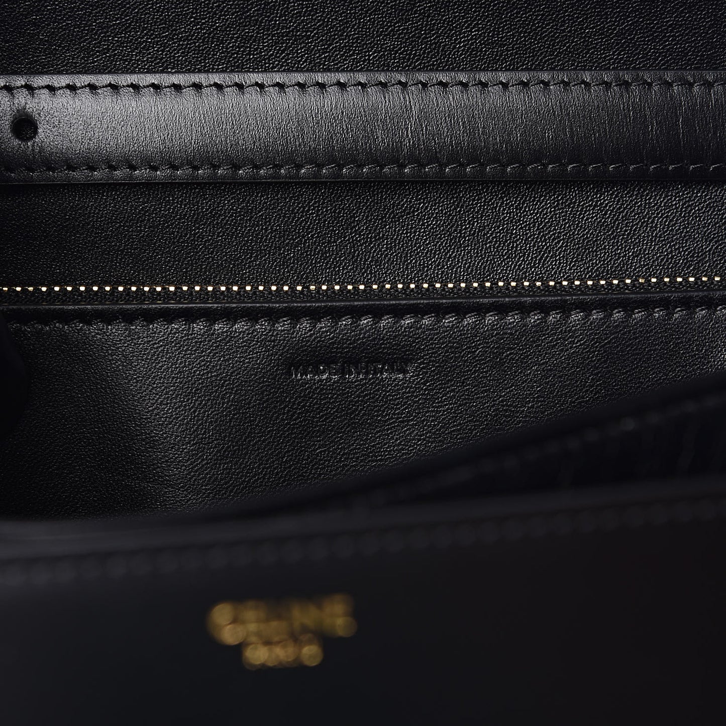 Box Calfskin Medium Classic Box Flap Bag Black