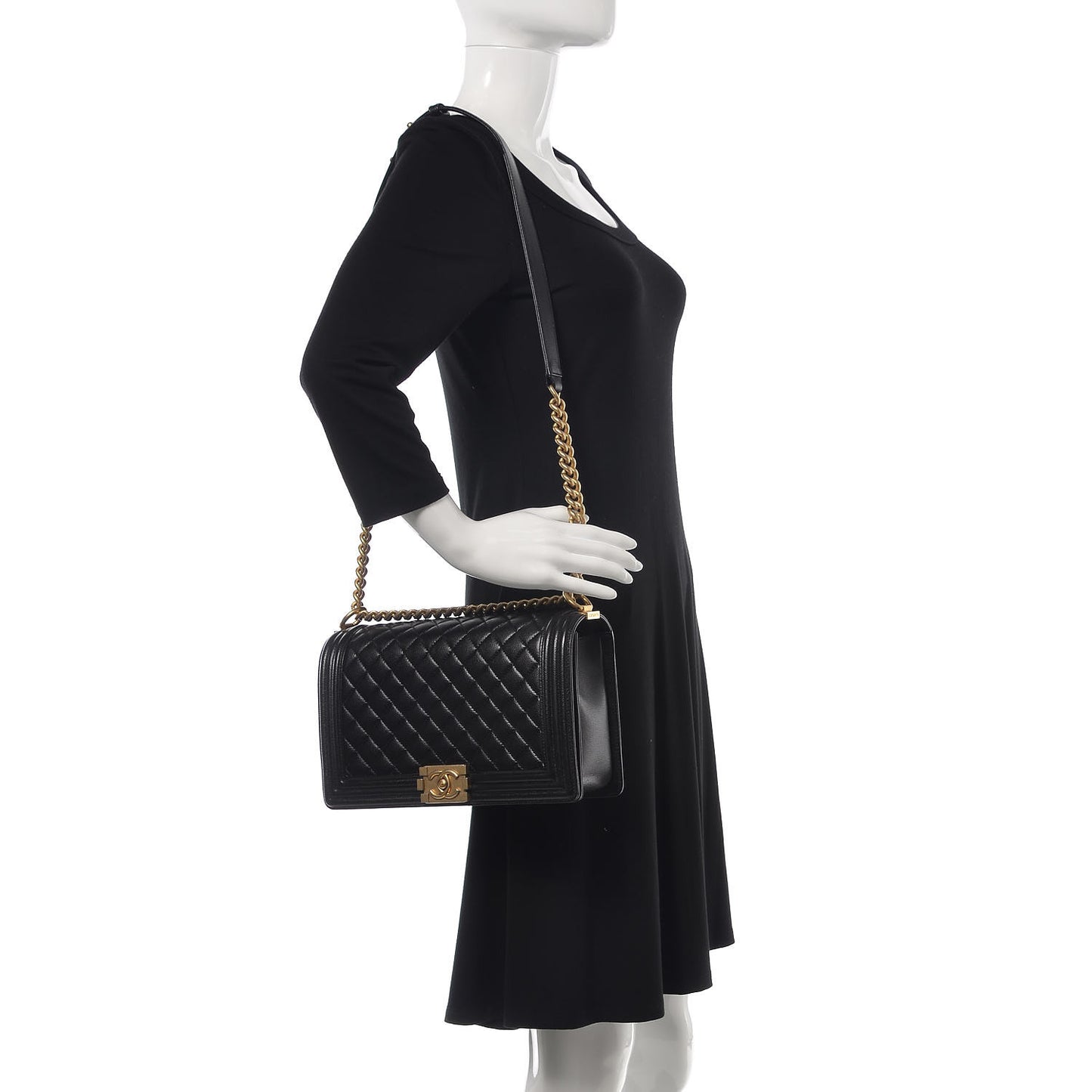 Caviar Quilted New Medium Boy Flap Black